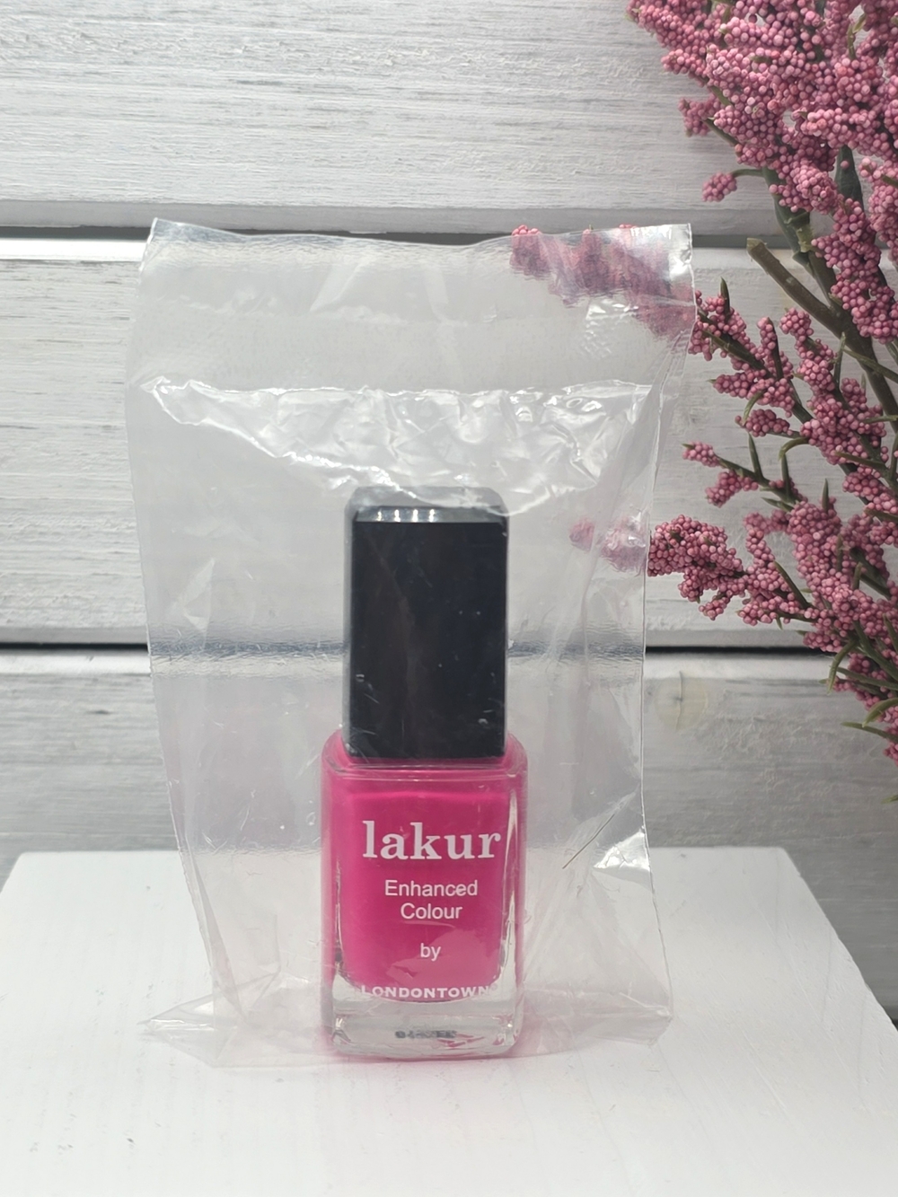 Londontown Lakur Enhanced Colour Nail P